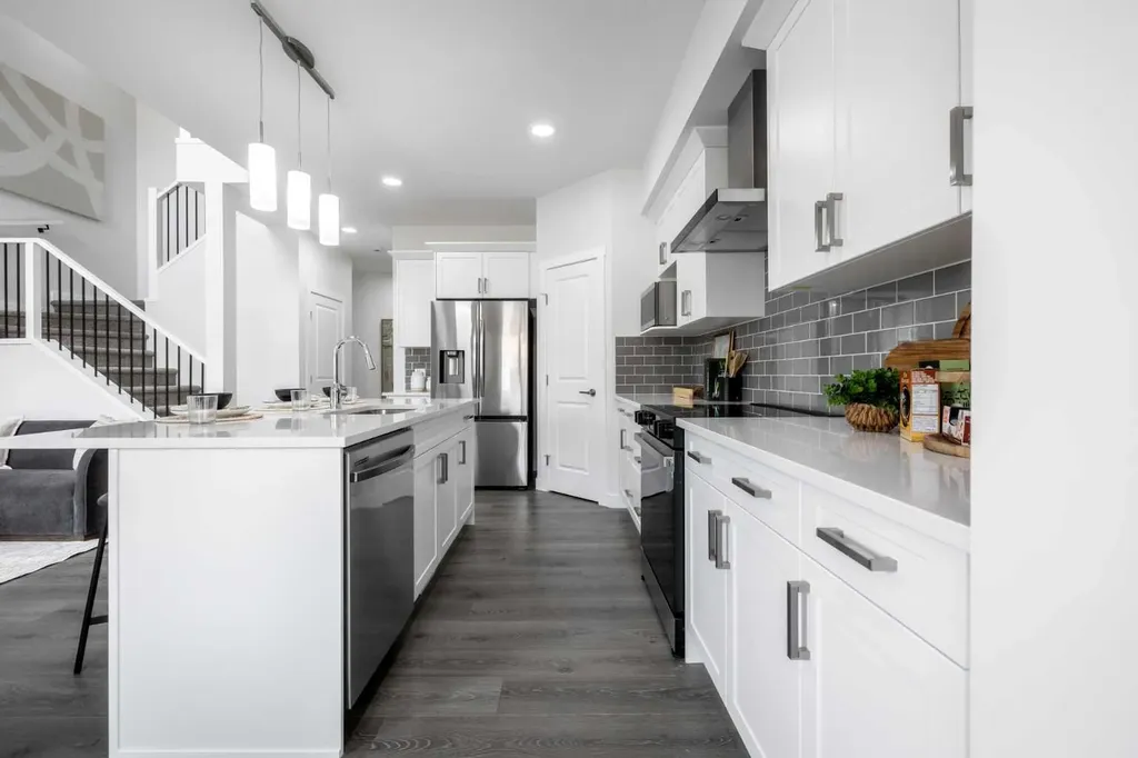 145 Sora Gardens SE Calgary AB T3S 0V3