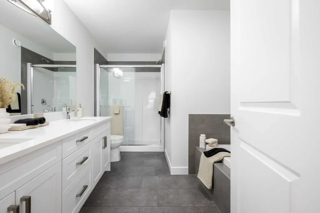 145 Sora Gardens SE Calgary AB T3S 0V3