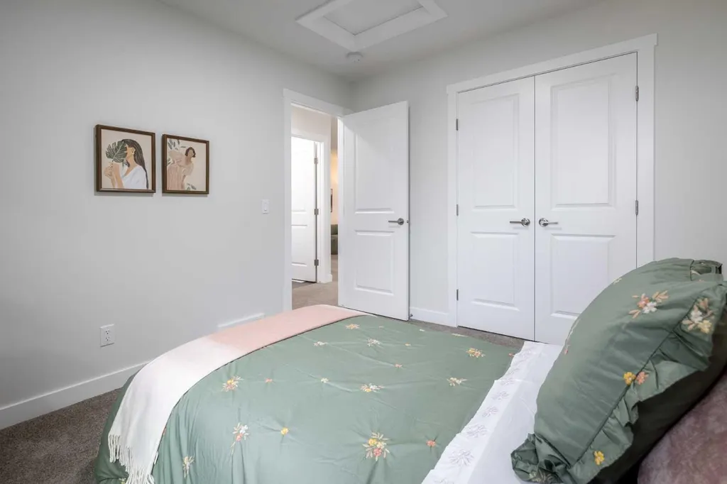145 Sora Gardens SE Calgary AB T3S 0V3