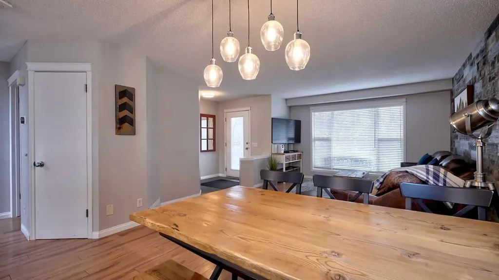 20 Tuscany Valley Park NW Calgary AB T3L2B6
