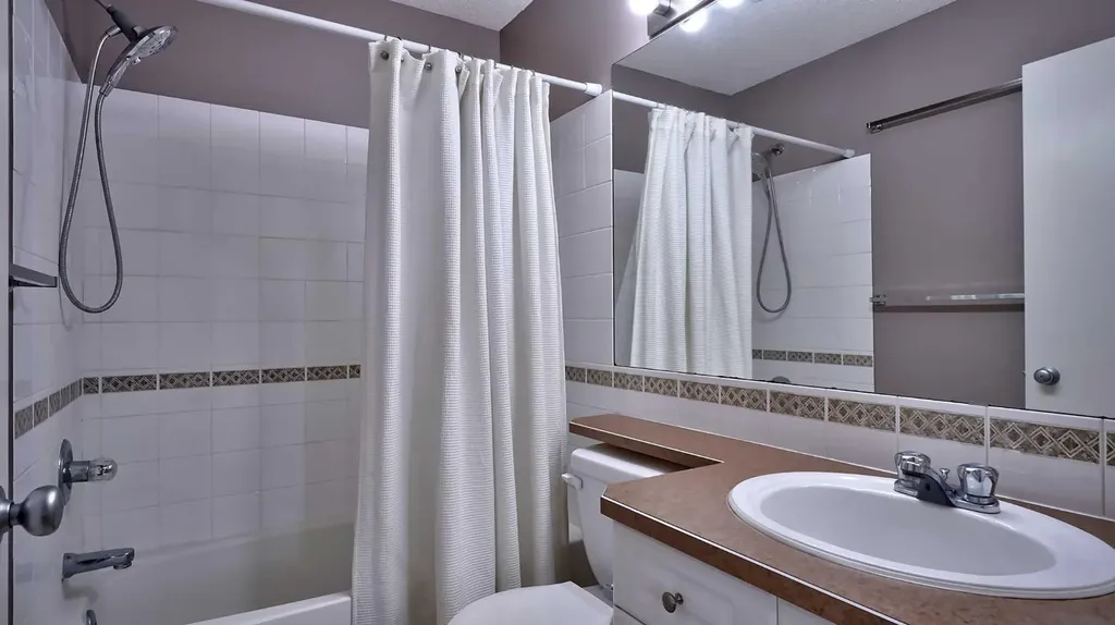20 Tuscany Valley Park NW Calgary AB T3L2B6