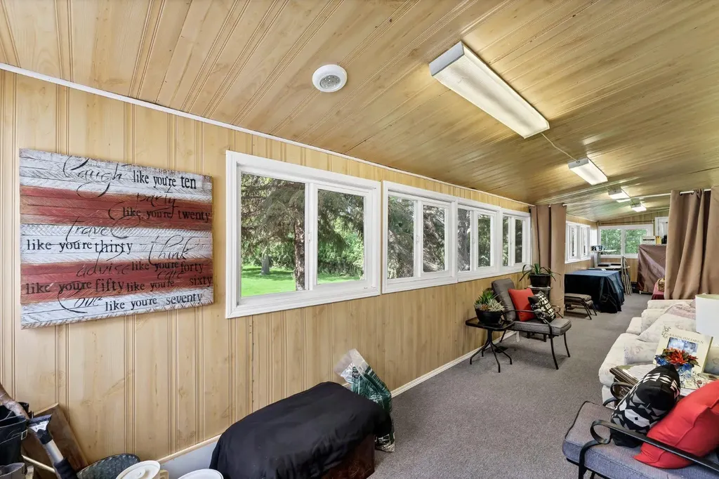 20 Josephine Avenue SW Redcliff AB T0J2P0