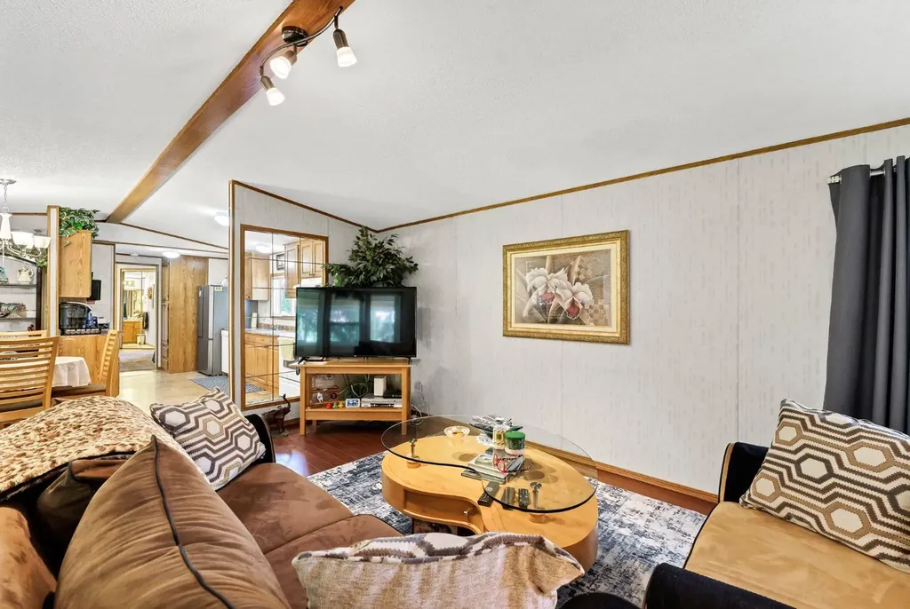 20 Josephine Avenue SW Redcliff AB T0J2P0