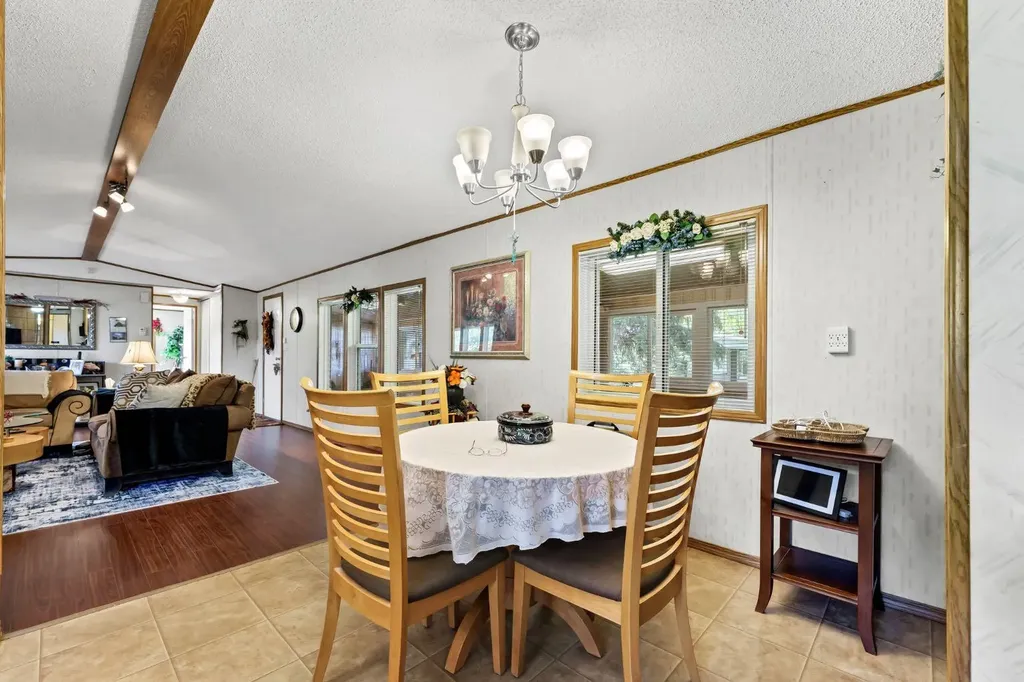 20 Josephine Avenue SW Redcliff AB T0J2P0