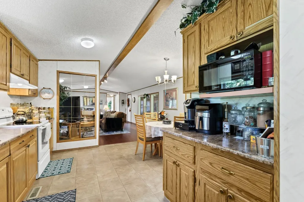 20 Josephine Avenue SW Redcliff AB T0J2P0