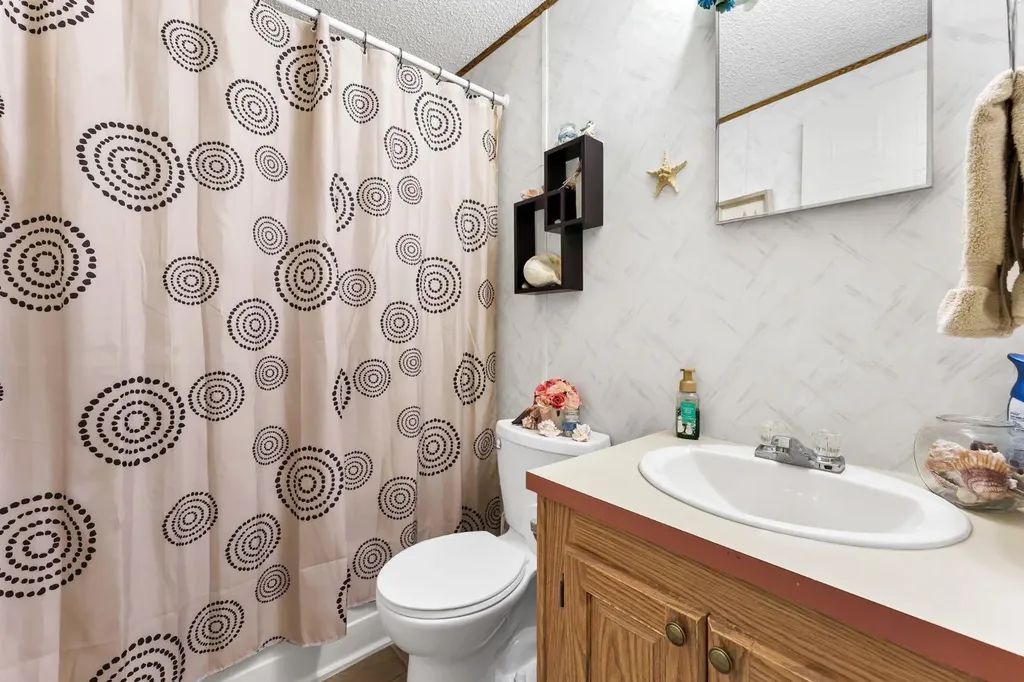 20 Josephine Avenue SW Redcliff AB T0J2P0