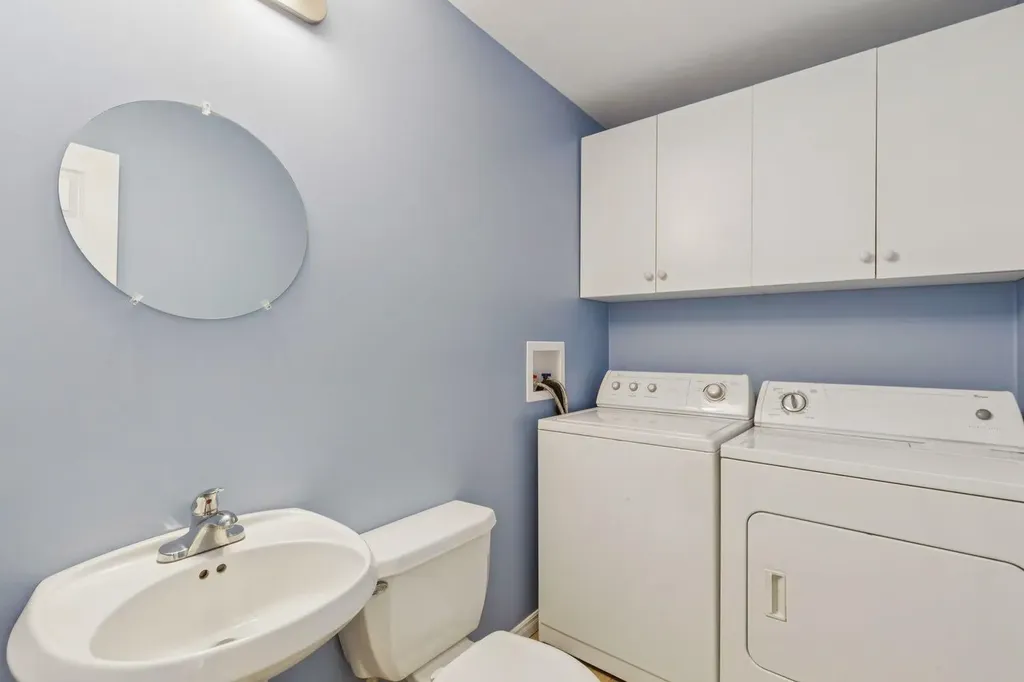 419 21 Avenue NW Calgary AB T2M 1J6
