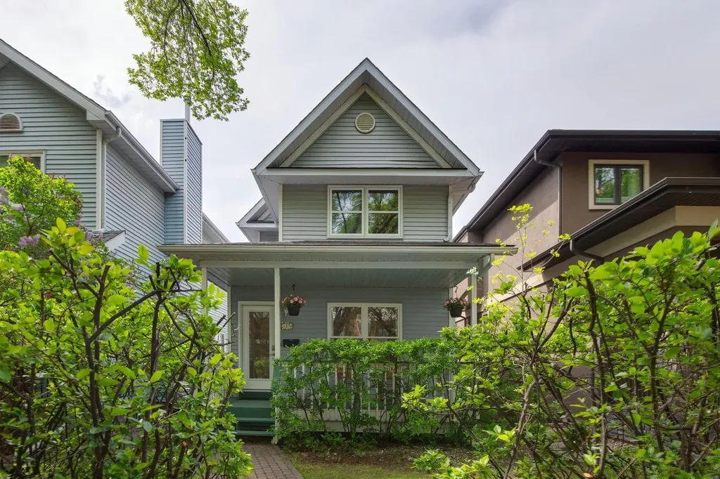 419 21 Avenue NW Calgary AB T2M 1J6