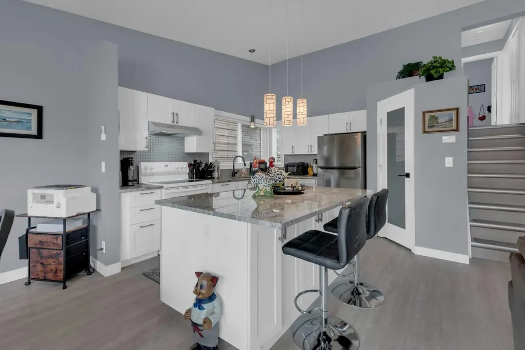 67 Deersaxon Circle SE Calgary AB T2J6R5