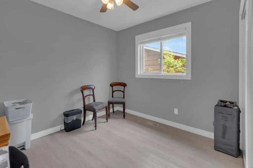 67 Deersaxon Circle SE Calgary AB T2J6R5