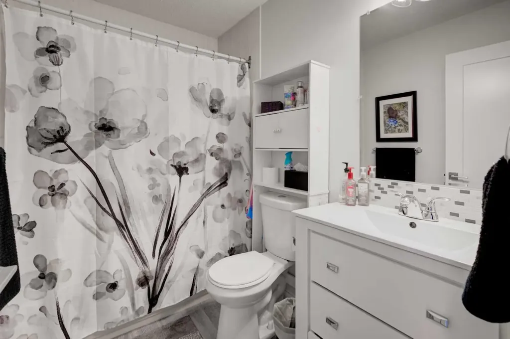 67 Deersaxon Circle SE Calgary AB T2J6R5