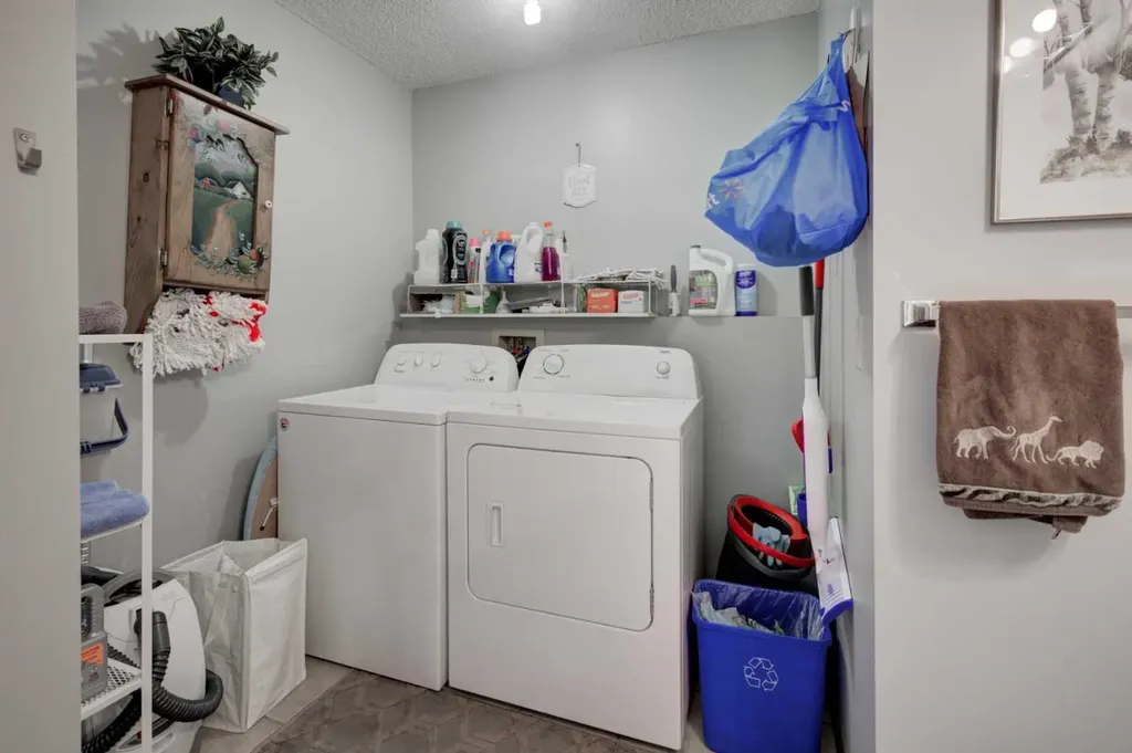 67 Deersaxon Circle SE Calgary AB T2J6R5