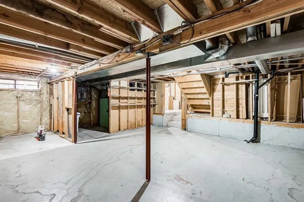 67 Deersaxon Circle SE Calgary AB T2J6R5