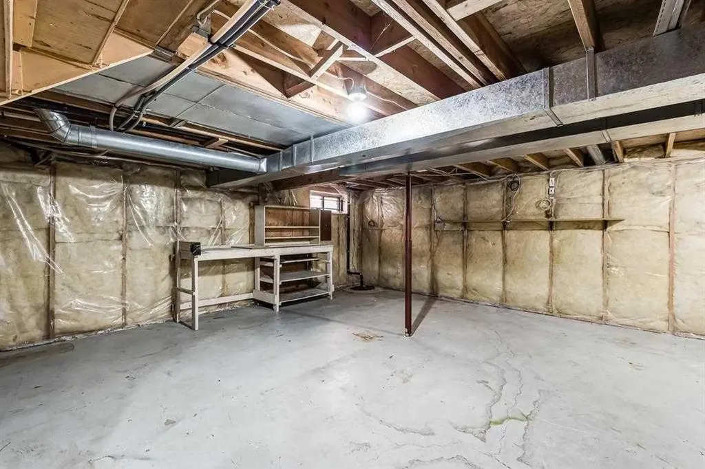 67 Deersaxon Circle SE Calgary AB T2J6R5