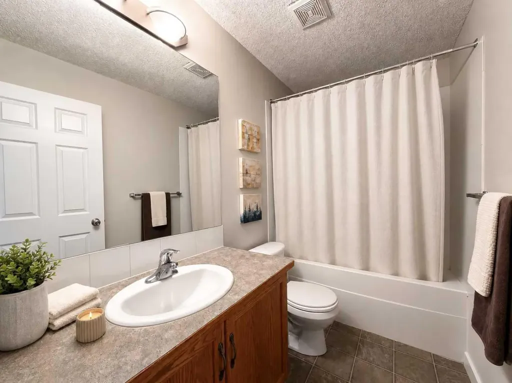 129 Cimarron Grove Circle Okotoks AB t1s 2m1