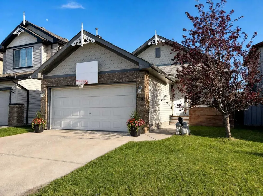 129 Cimarron Grove Circle Okotoks AB t1s 2m1