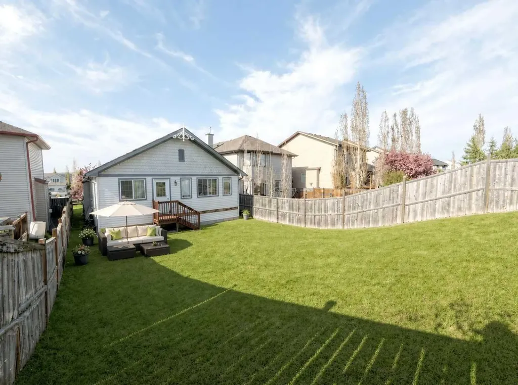 129 Cimarron Grove Circle Okotoks AB t1s 2m1