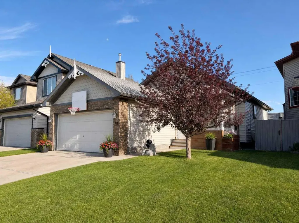 129 Cimarron Grove Circle Okotoks AB t1s 2m1