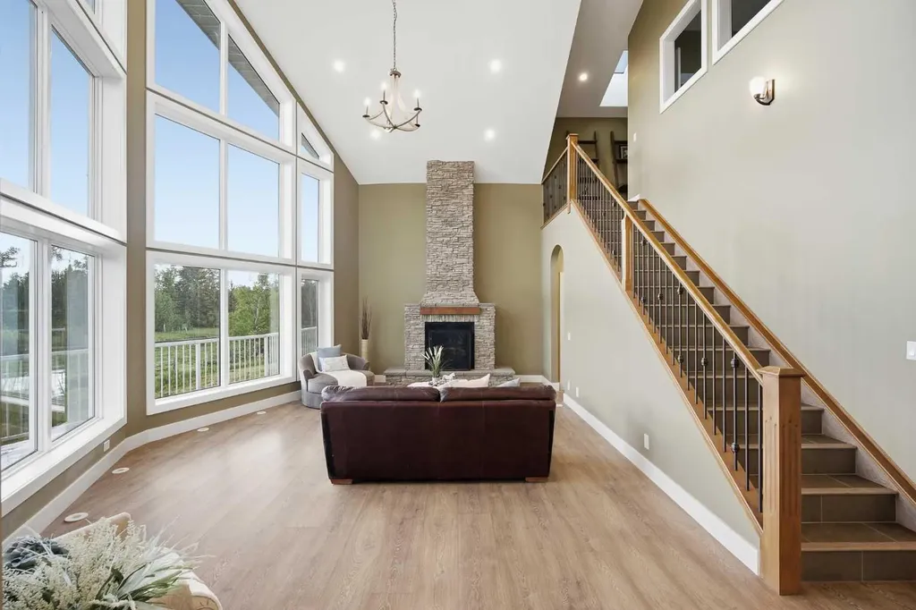 209033 Plummers Road W Rural Foothills County AB T1S 3H7