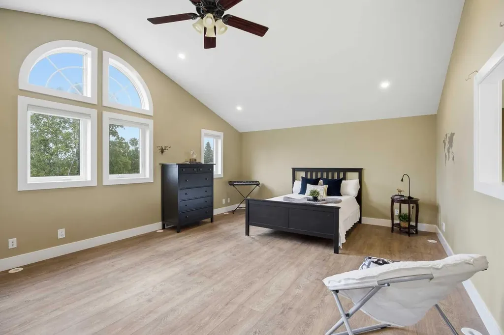 209033 Plummers Road W Rural Foothills County AB T1S 3H7