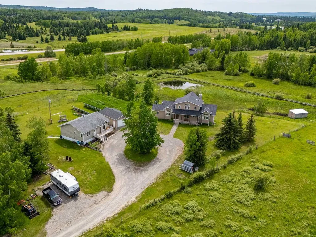 209033 Plummers Road W Rural Foothills County AB T1S 3H7