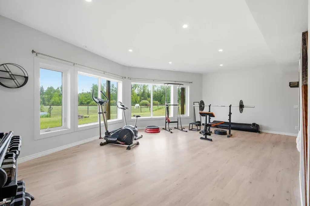 209033 Plummers Road W Rural Foothills County AB T1S 3H7