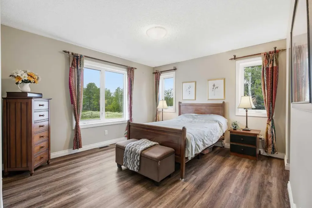 209033 Plummers Road W Rural Foothills County AB T1S 3H7