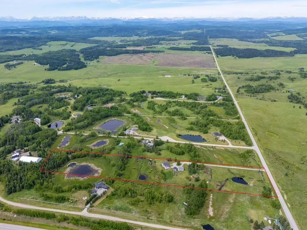 209033 Plummers Road W Rural Foothills County AB T1S 3H7