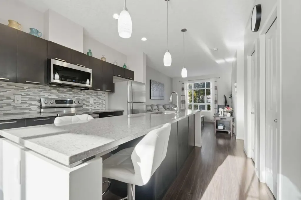 131 Copperpond Row SE Calgary AB T2Z 1H3