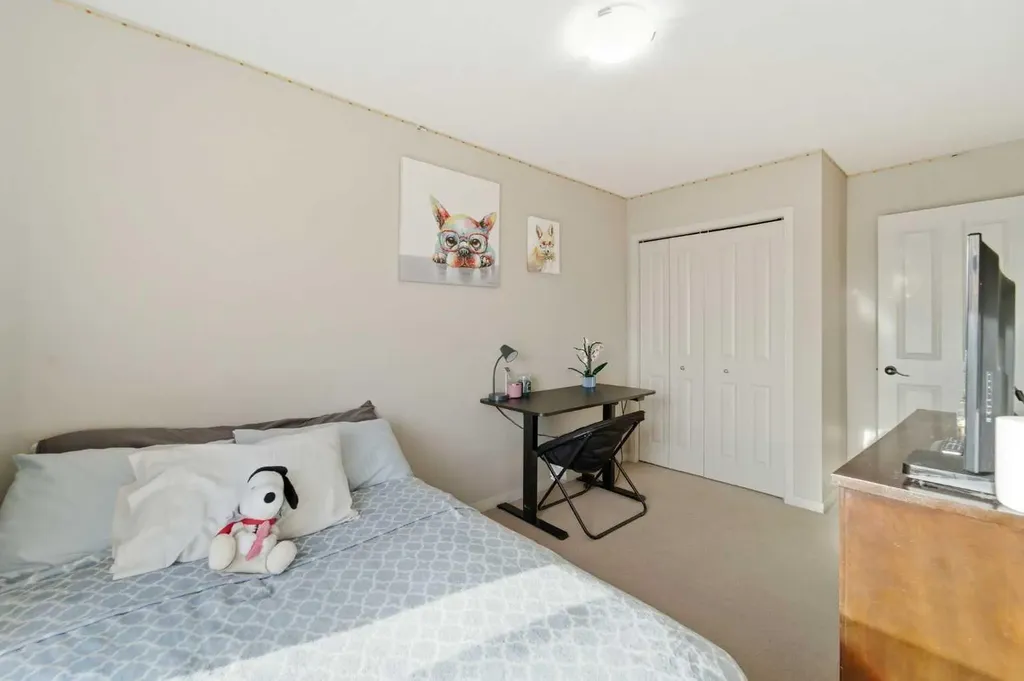 131 Copperpond Row SE Calgary AB T2Z 1H3