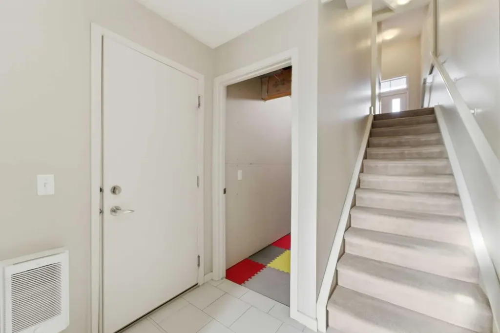 131 Copperpond Row SE Calgary AB T2Z 1H3