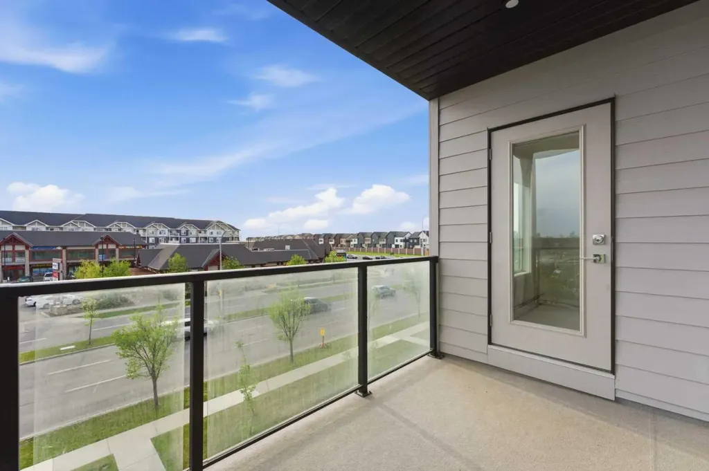 60 Skyview Ranch Road NE Calgary AB T3N 2J8