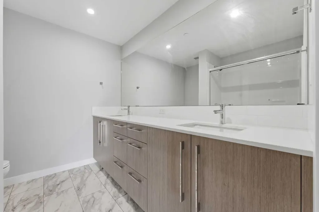60 Skyview Ranch Road NE Calgary AB T3N 2J8