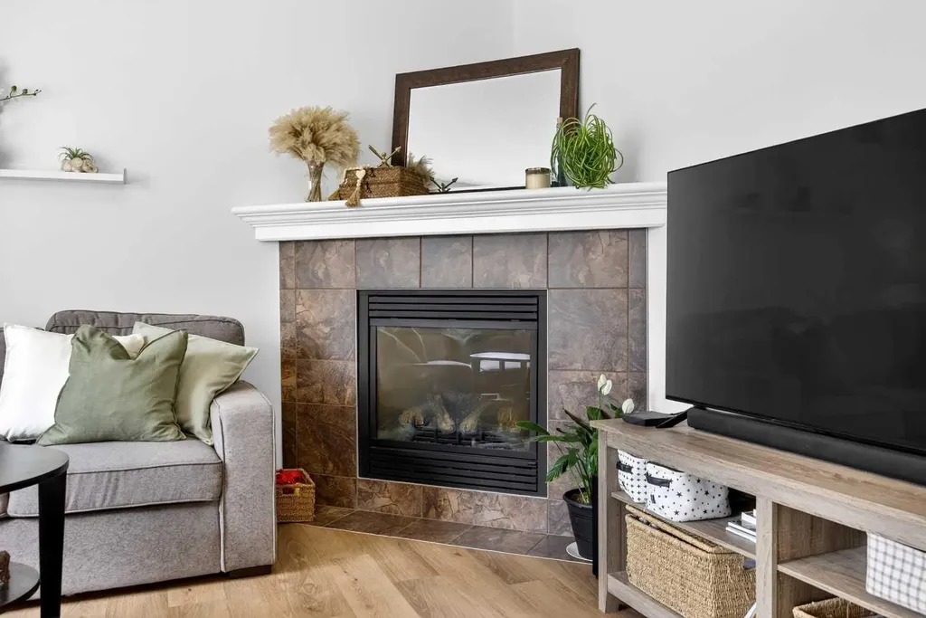 603 600 Carriage Lane Place Carstairs AB T0M 0N0