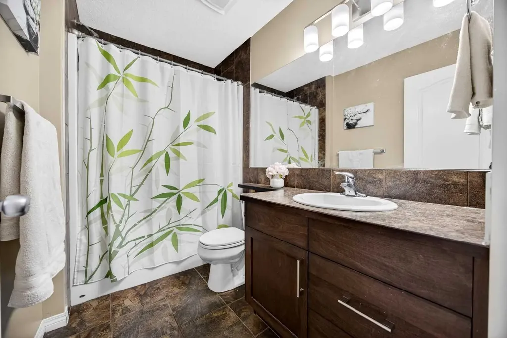 603 600 Carriage Lane Place Carstairs AB T0M 0N0
