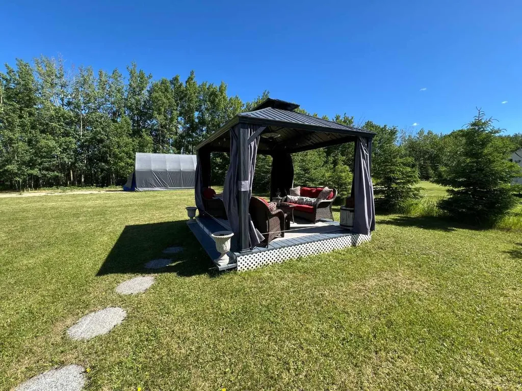 11013 Township Road 423 Rural Ponoka County AB T0C2J0