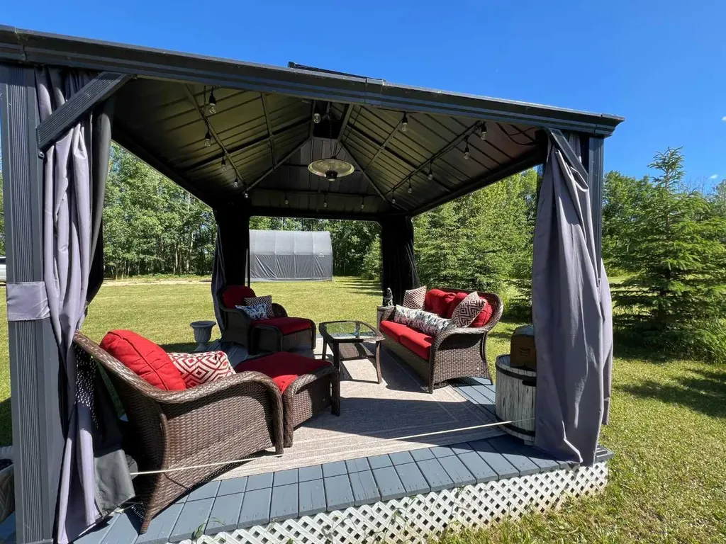 11013 Township Road 423 Rural Ponoka County AB T0C2J0