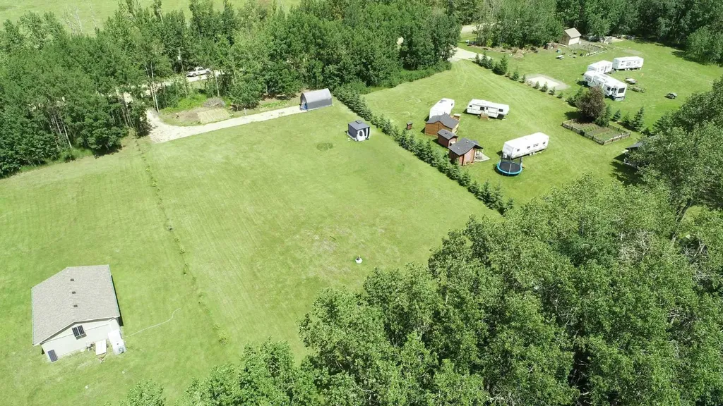 11013 Township Road 423 Rural Ponoka County AB T0C2J0