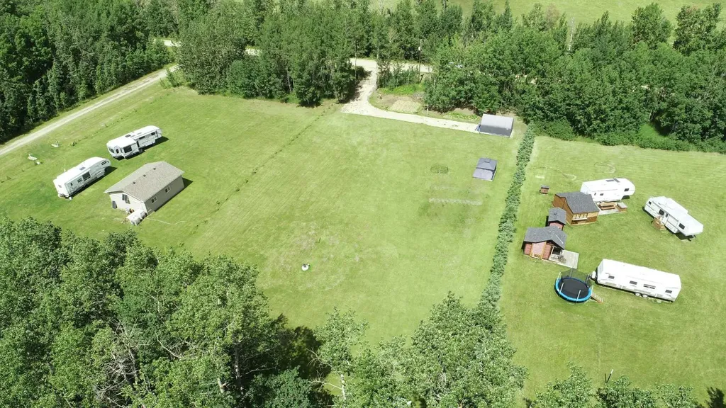 11013 Township Road 423 Rural Ponoka County AB T0C2J0