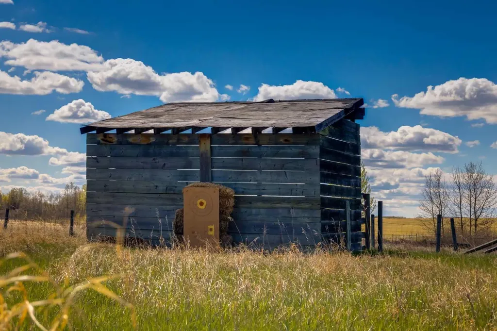 4 West Meadows Estates Road Rural Rocky View County AB T3Z 1M5