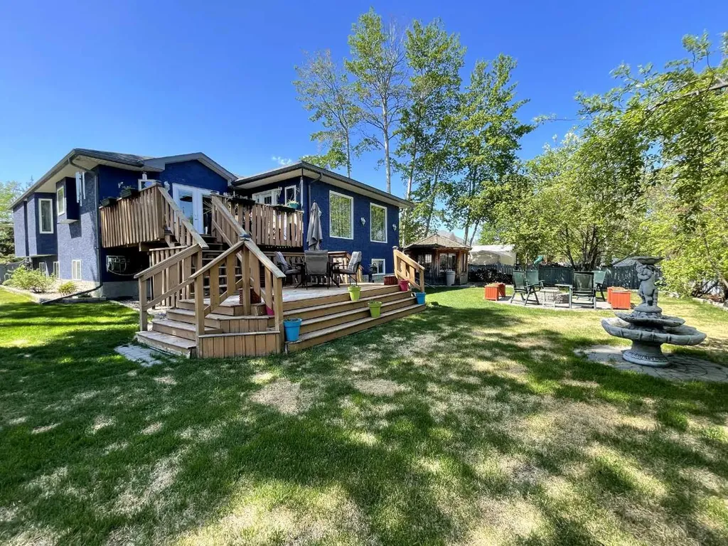 10410 Chinchaga Drive High Level AB T0H 1Z0