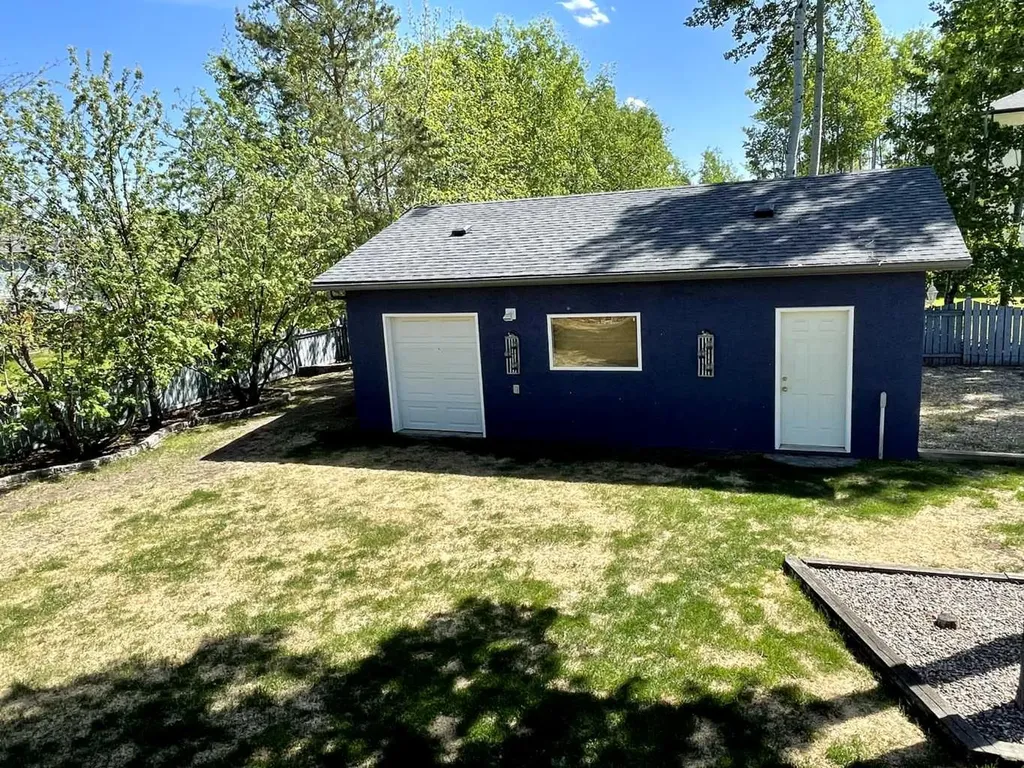 10410 Chinchaga Drive High Level AB T0H 1Z0