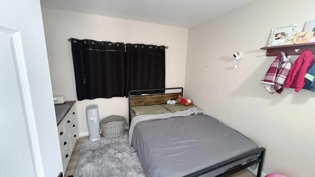 518 3 Street W Bow Island AB T0K 0G0