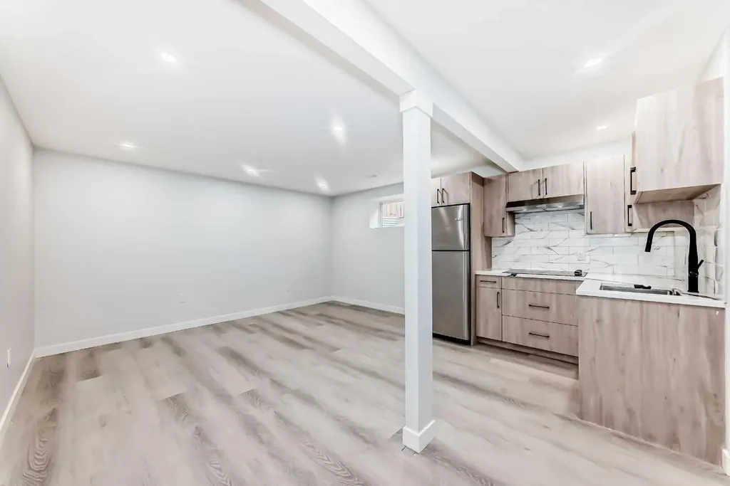 114 Autumn Circle SE Calgary AB T3M 0J7