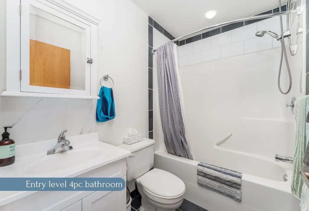 132 Settler Way Canmore AB T1W 1E2