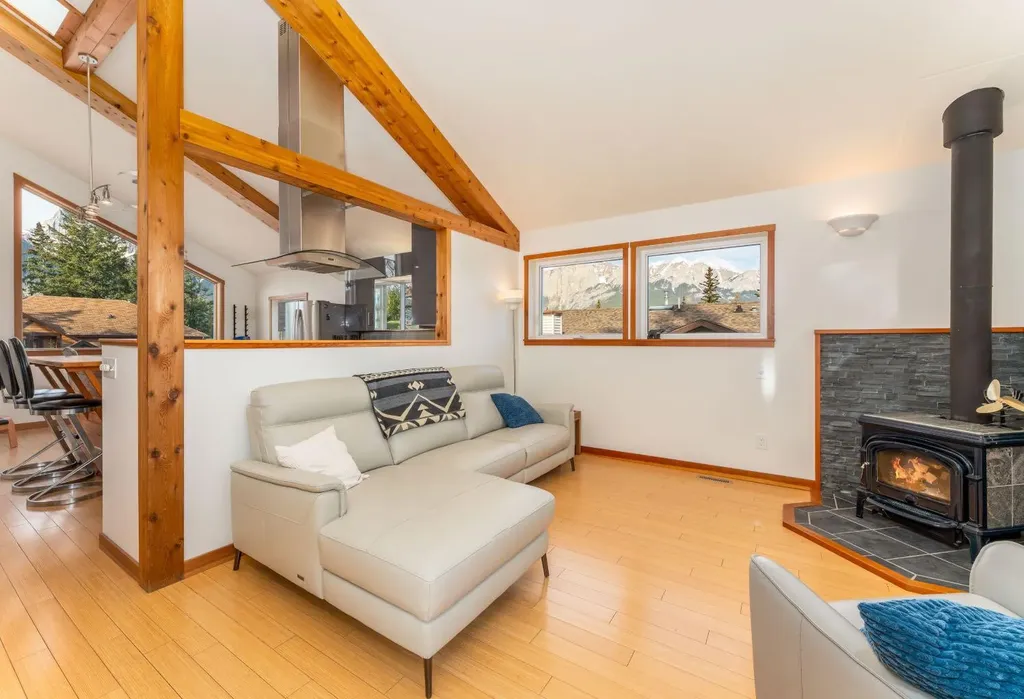 132 Settler Way Canmore AB T1W 1E2