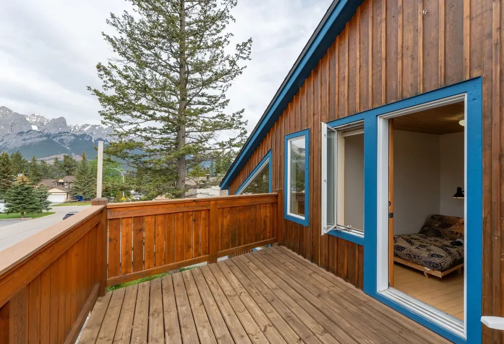 132 Settler Way Canmore AB T1W 1E2
