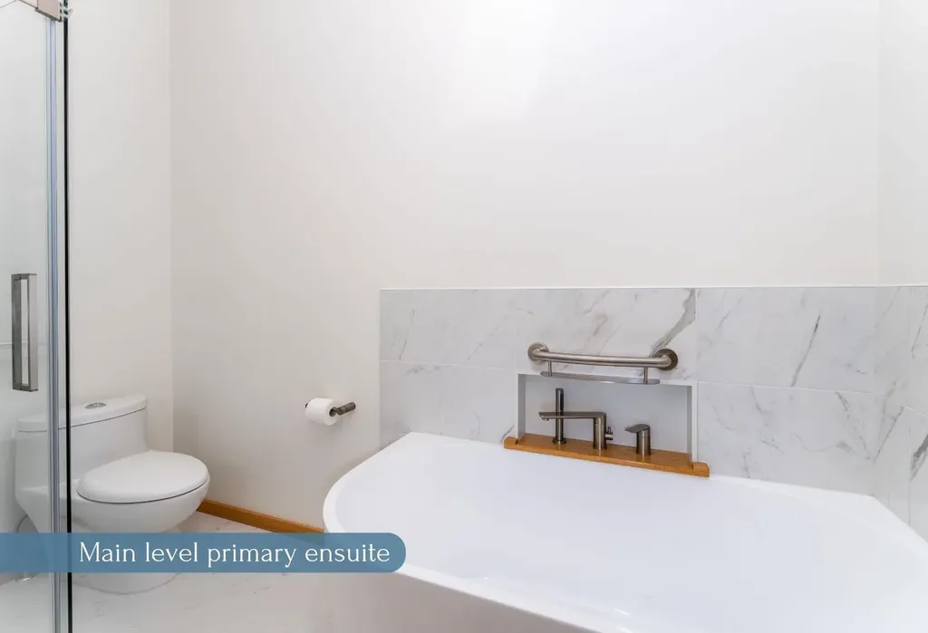132 Settler Way Canmore AB T1W 1E2