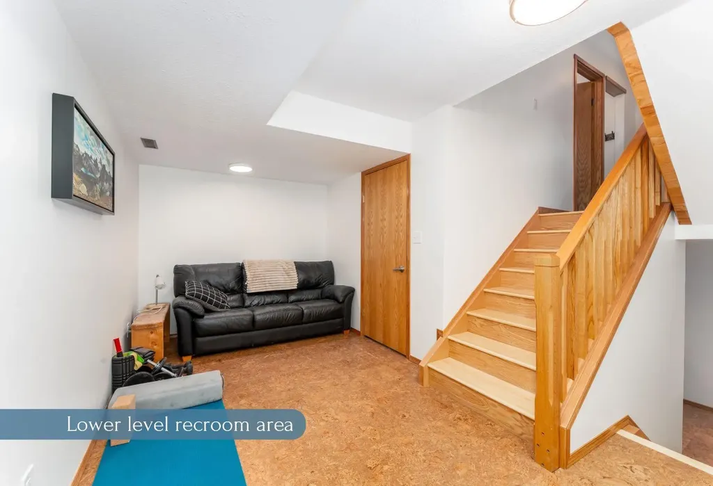 132 Settler Way Canmore AB T1W 1E2