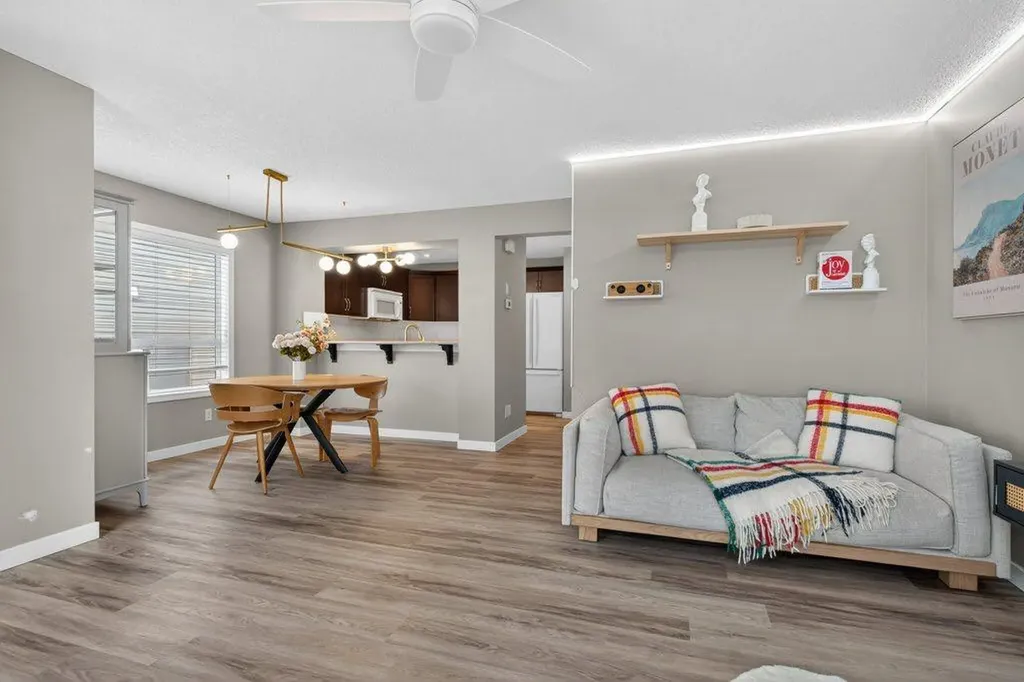 1012 Windsong Drive SW Airdrie AB T4B 0P2